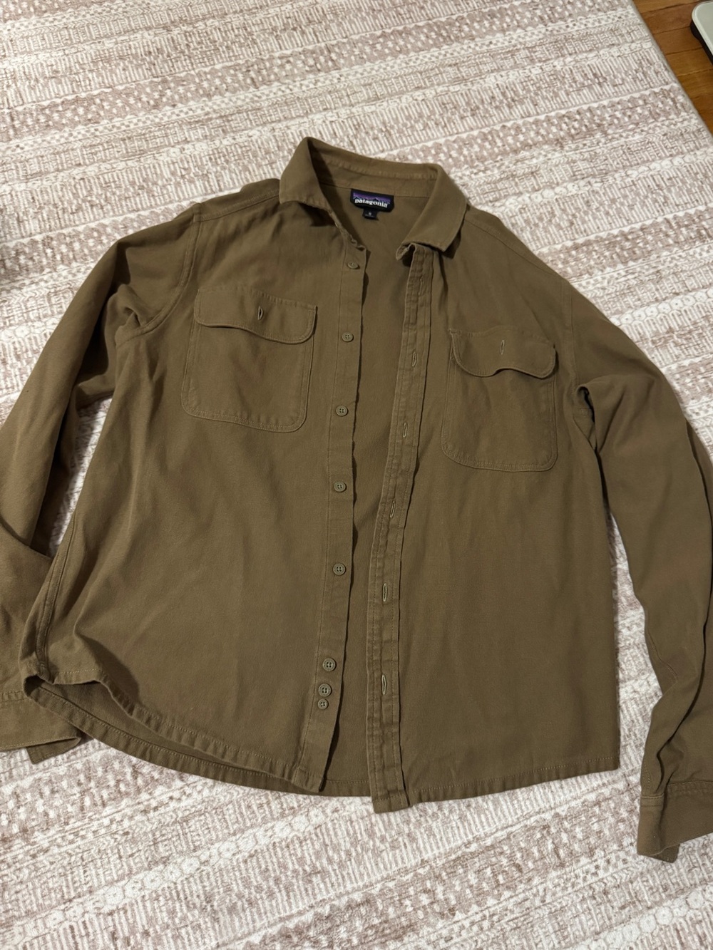 Patagonia Olive Utility Men’s Shirt Jacket